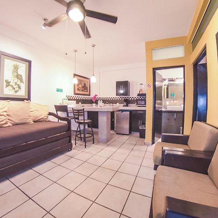 Hotel Suites Nadia Puerto Vallarta Extérieur photo