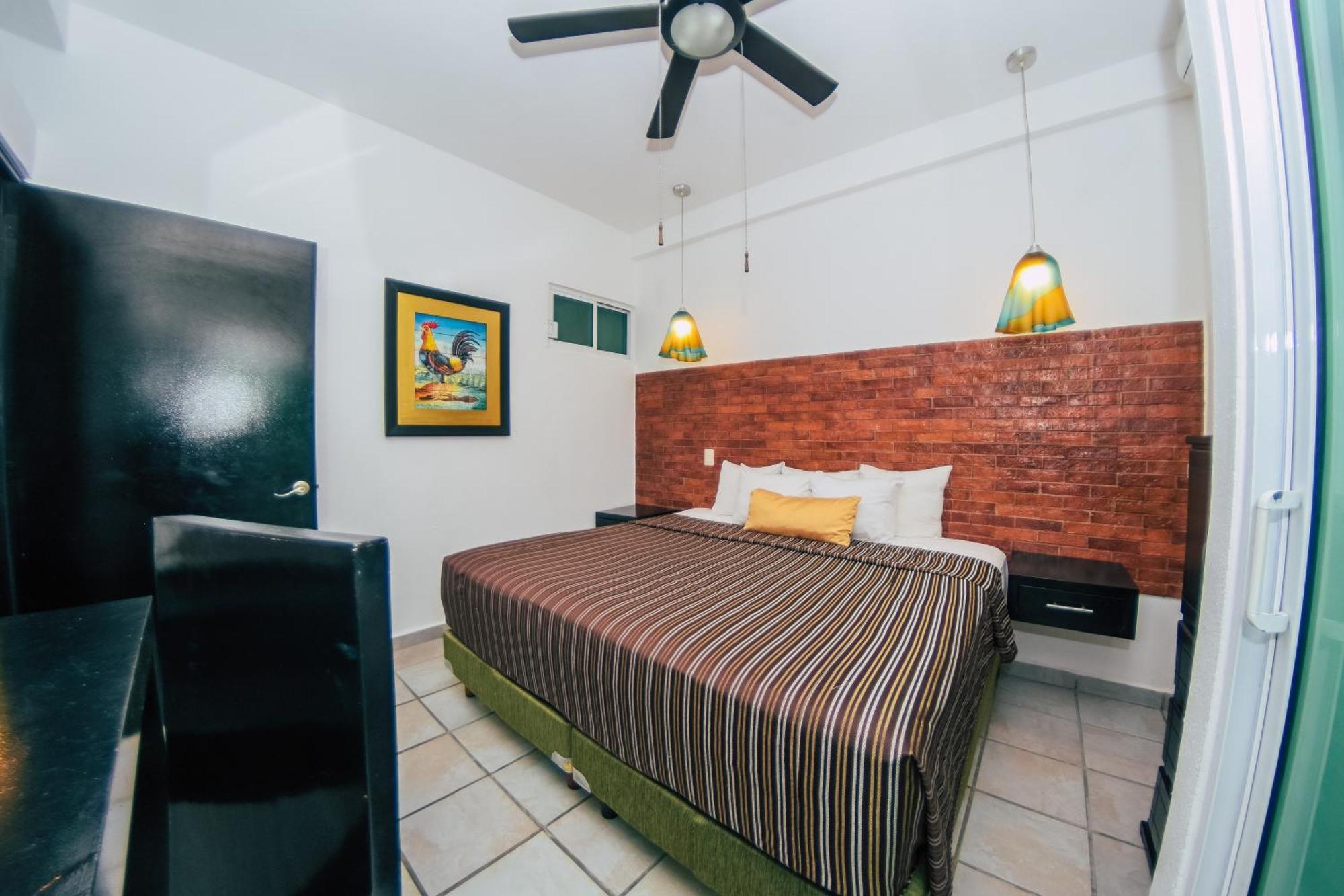Hotel Suites Nadia Puerto Vallarta Extérieur photo